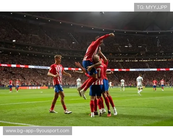 西甲：皇马4-2战胜塞维利亚，莫拉塔梅开二度，西甲-皇马4-1完胜格拉纳